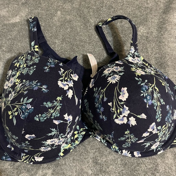 Lane Bryant Other - Lane Bryant plunge bra